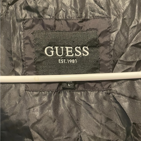 Guess Black Hooded Windbreaker Jacket Raincoat White Zippers Mens Size Large - Picture 3 of 3